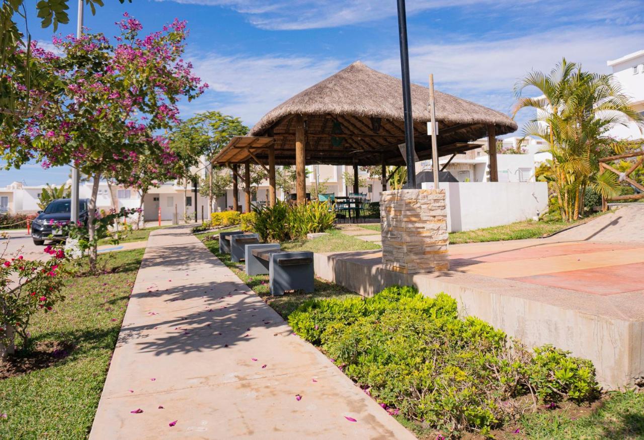 Casa En Privada Frente A La Playa Con Alberca! Villa Mazatlan Exterior photo